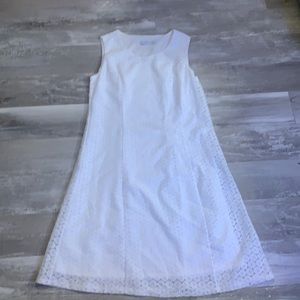 Kim Rogers women’s white lace sleeveless dress